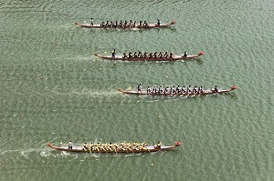 “同心奮楫 龍騰四方”：2025年武漢統(tǒng)一戰(zhàn)線民營(yíng)企業(yè)龍舟競(jìng)渡聯(lián)誼賽圓滿(mǎn)舉行